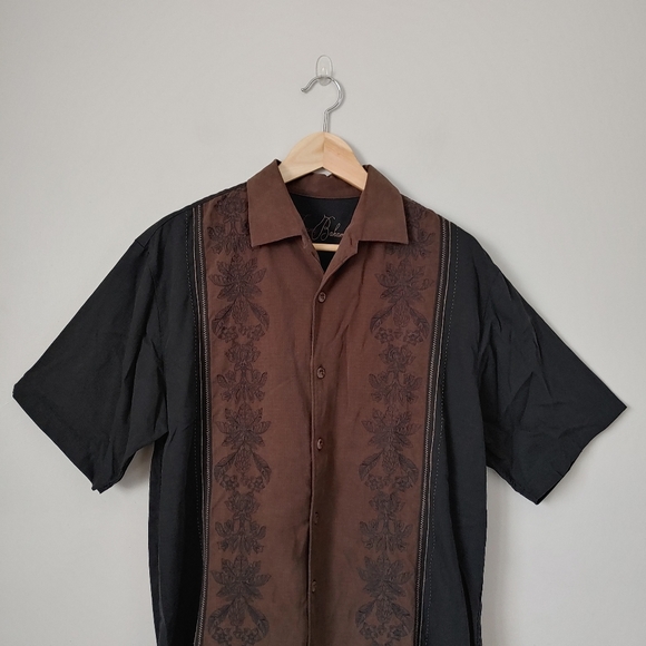 Tommy Bahama Silk Button Down Shirt Short Sleeves Size Medium Brown Black - Picture 5 of 16